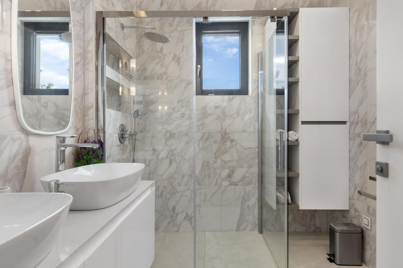 Luxury Apartment Iris Adriatica ***** Опатія Екстер'єр фото