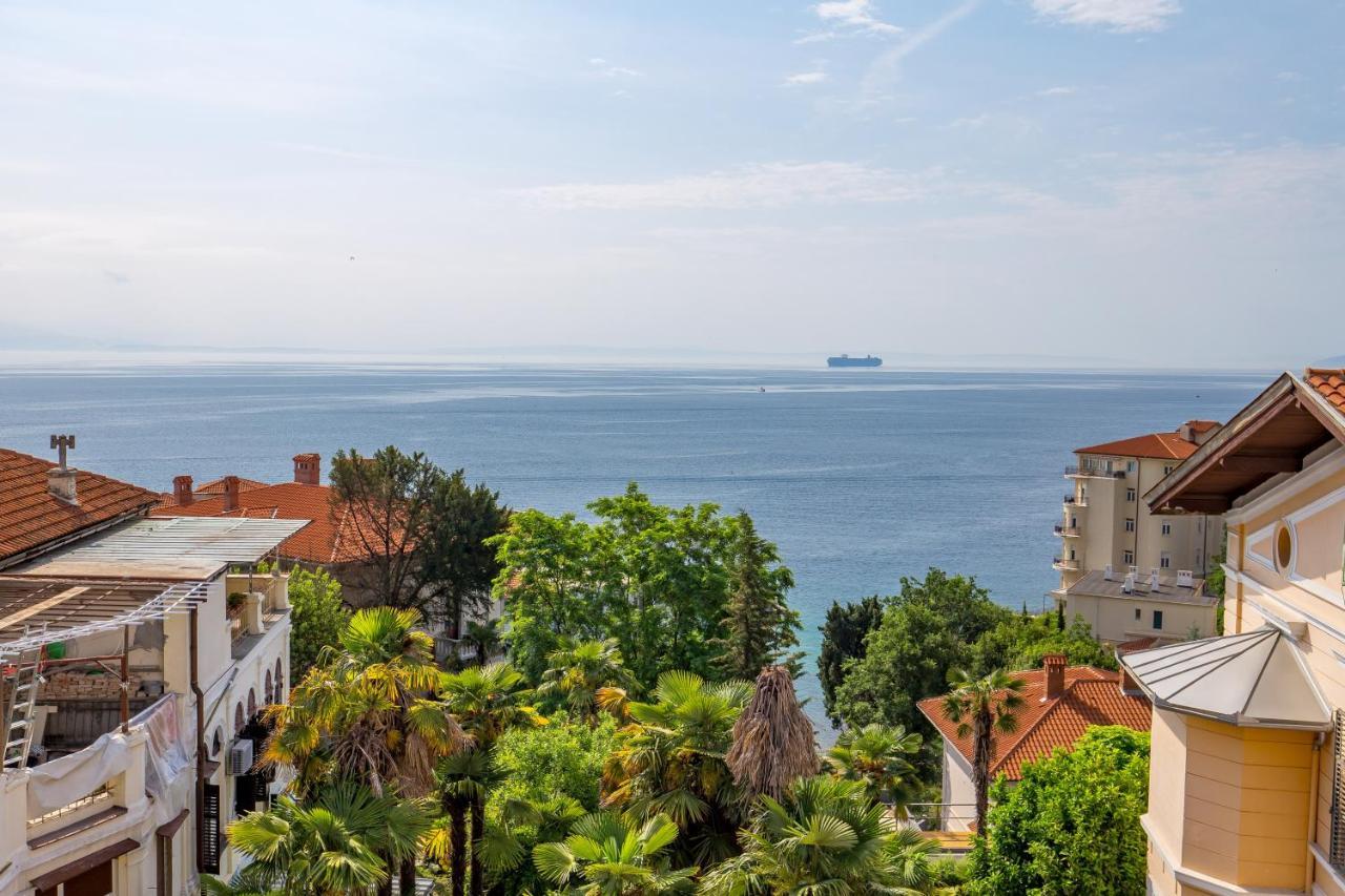 Luxury Apartment Iris Adriatica ***** Опатія Екстер'єр фото